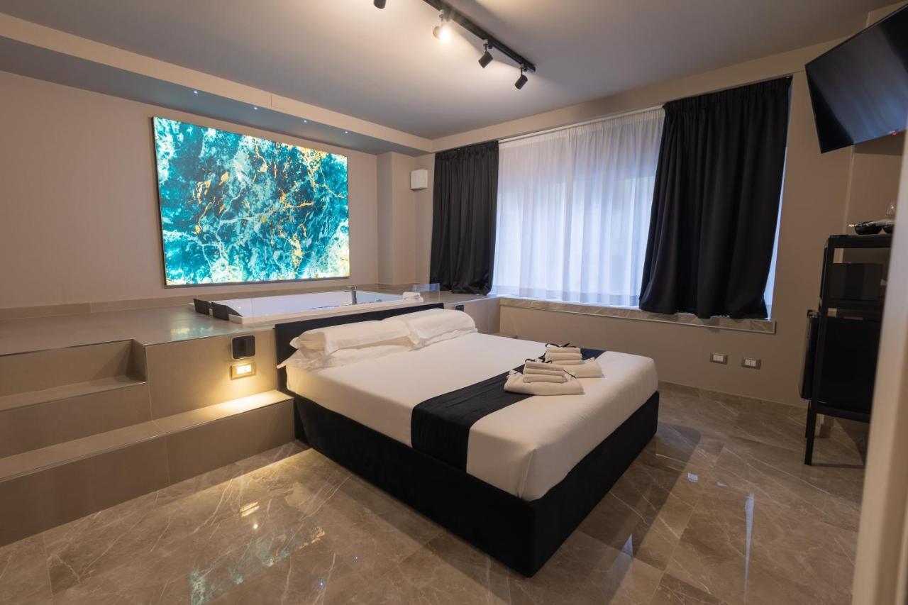 Maximum Exclusive Suite & Spa Palermo Exterior photo
