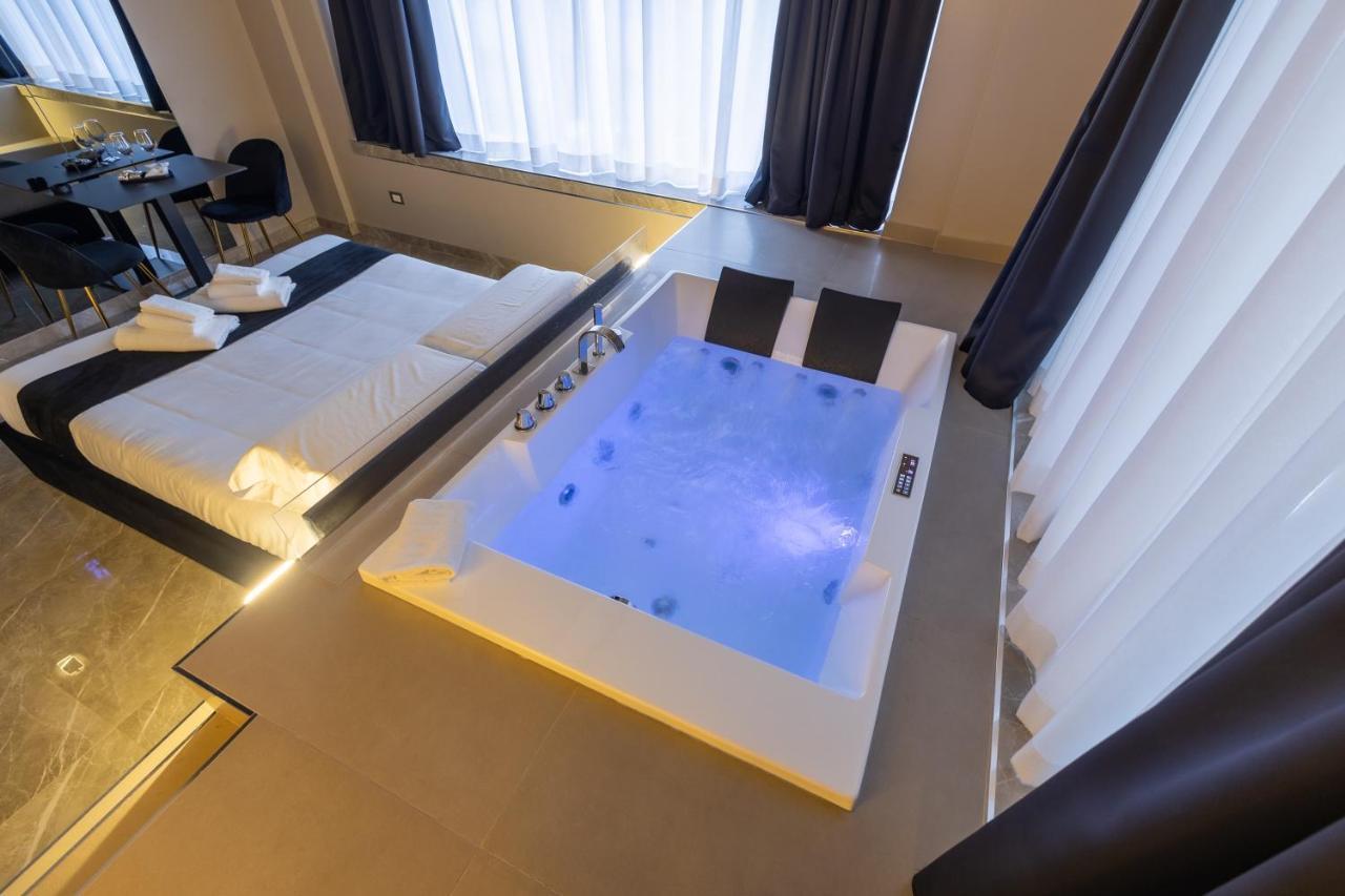Maximum Exclusive Suite & Spa Palermo Exterior photo
