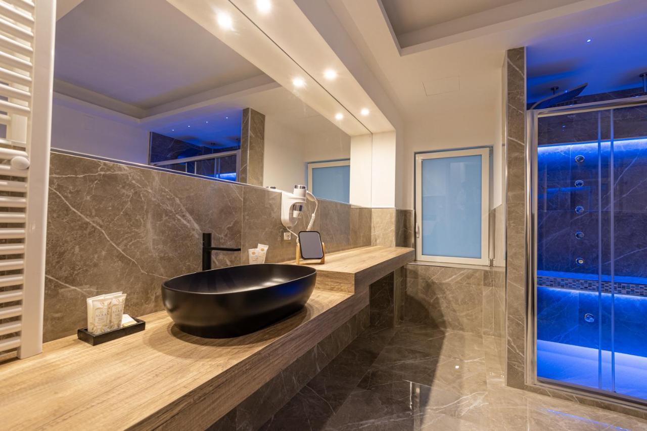 Maximum Exclusive Suite & Spa Palermo Exterior photo