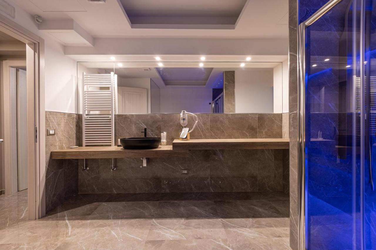 Maximum Exclusive Suite & Spa Palermo Exterior photo