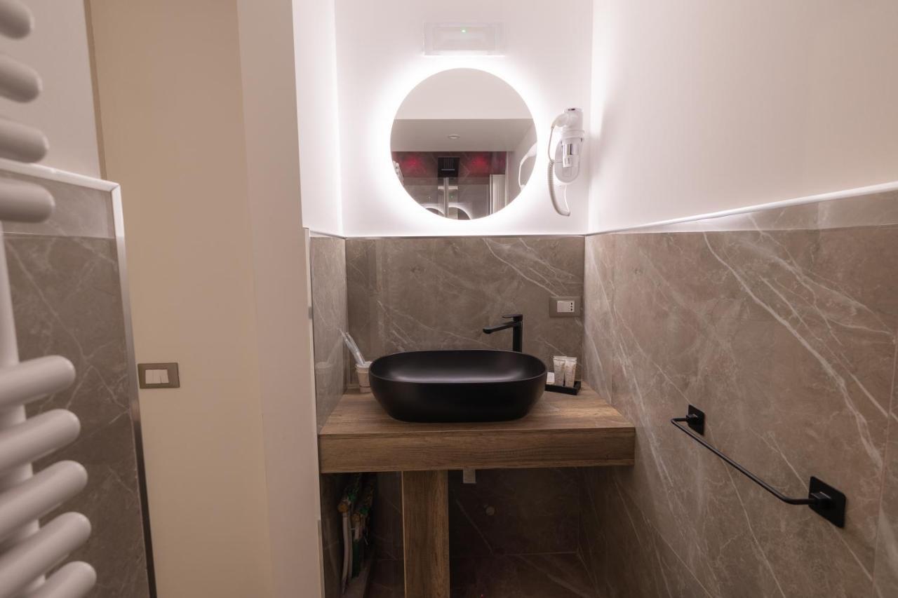 Maximum Exclusive Suite & Spa Palermo Exterior photo